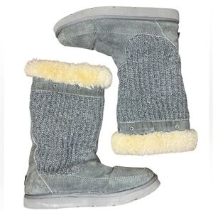 UGG Australia Suburb Crocheted Gray Boots